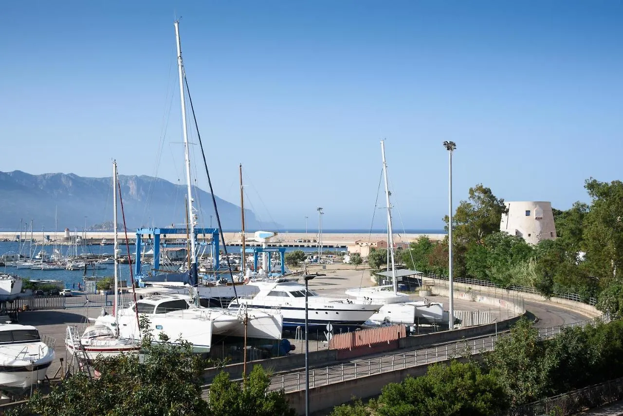 Loft Lungomare Vista Mare E Monti Apartment Arbatax Italy
