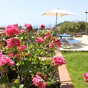 Aparthotel Le Terrazze Sul Mare, Àrbatax